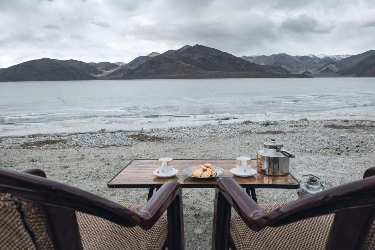 Spangmik Astrostays At Pangong מראה חיצוני תמונה